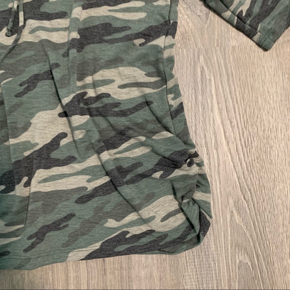 NWT COIN104 Camo French Terry Cloth Drawstring T shirt - Picture 3 of 6
